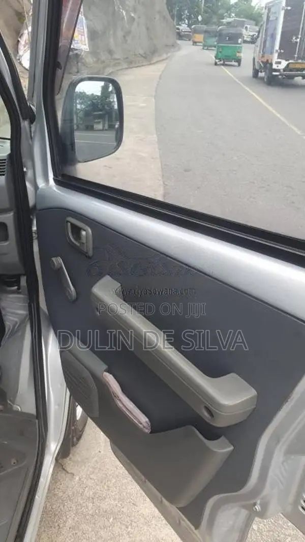 Nissan Clipper 2012 Van (Used)