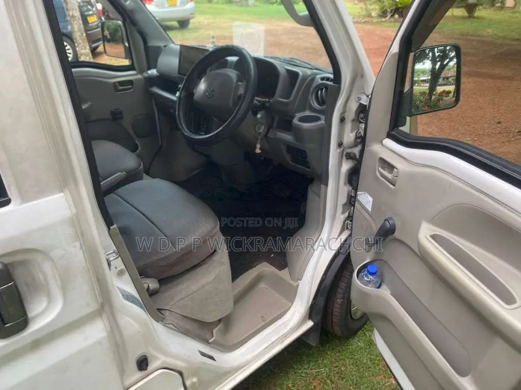 Suzuki EVERY 2017 Van (Used)
