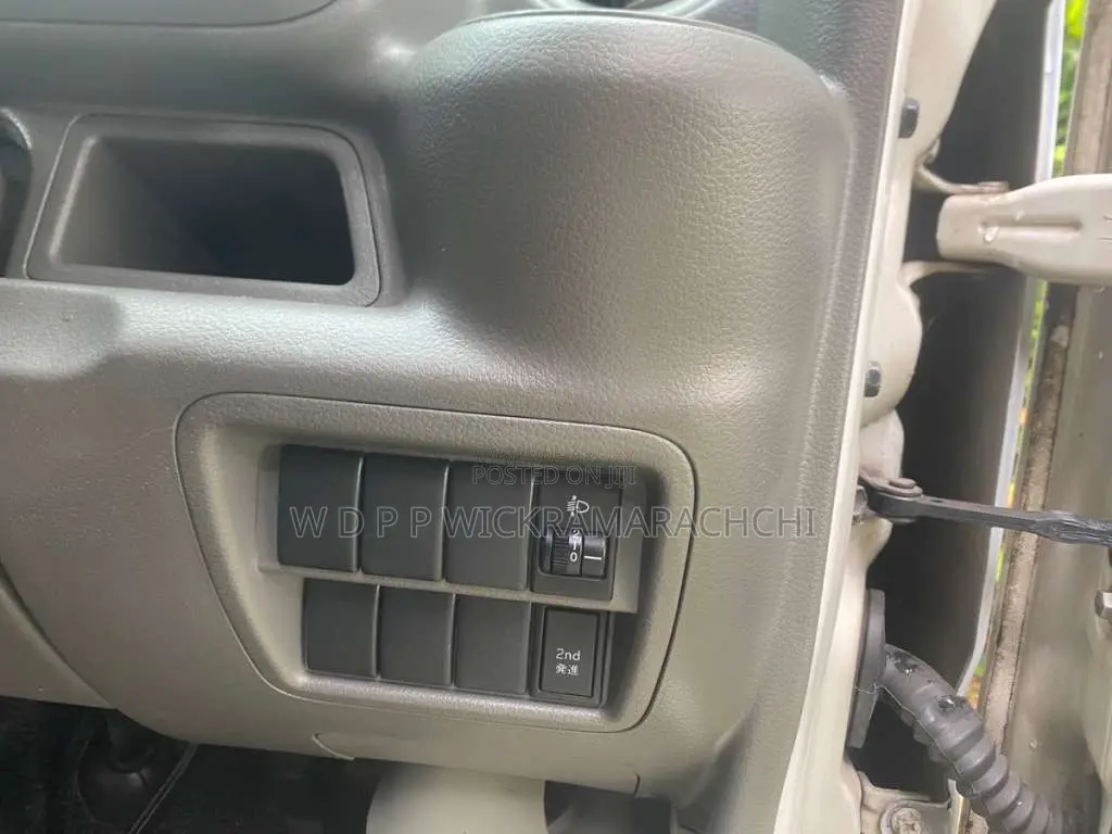 Suzuki EVERY 2017 Van (Used)