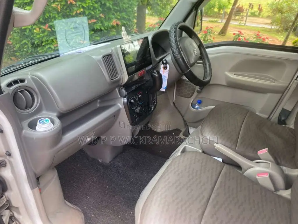 Suzuki EVERY 2017 Van (Used)