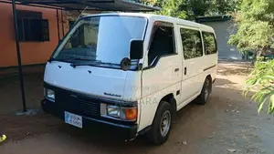 Nissan Caravan E24 1995 Van (Used)
