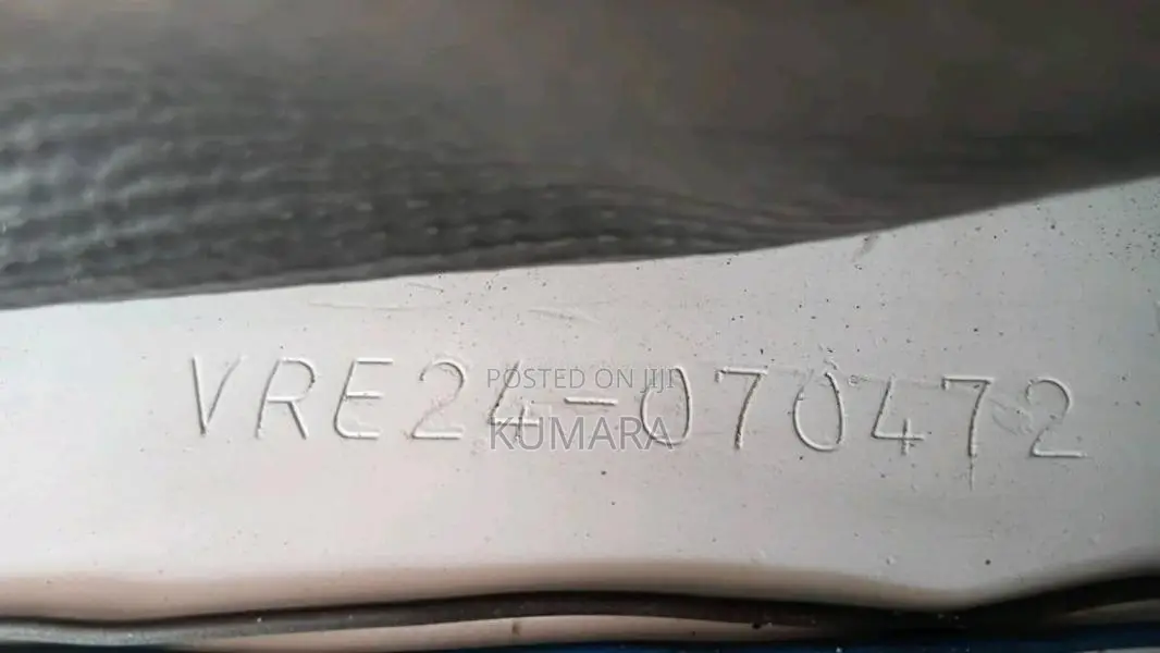 Nissan Caravan E24 1995 Van (Used)