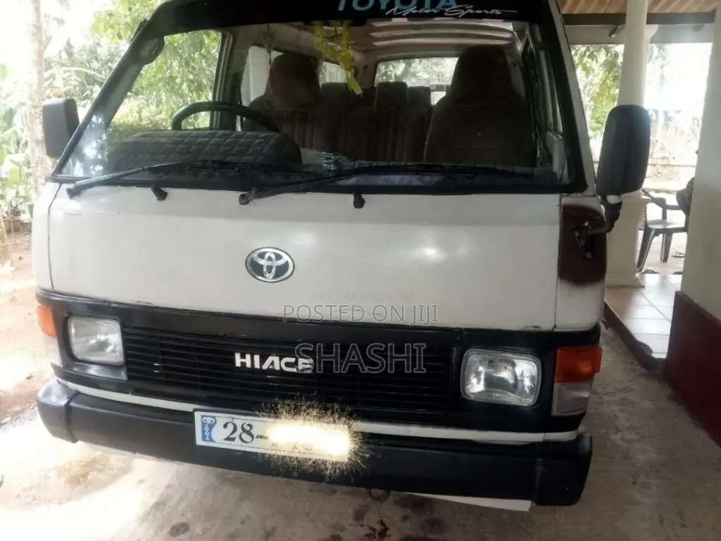Toyota HIACE LH50 KOTA 1982 Van (Used)