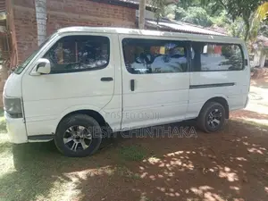 Toyota Dolphin 1989 Van (Used)