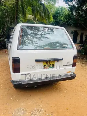 Toyota Townace 1985 Van (Used)
