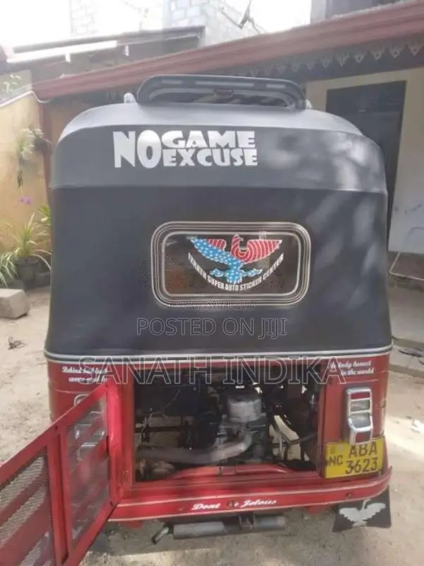 Bajaj RE 2015 Three Wheel (Used)
