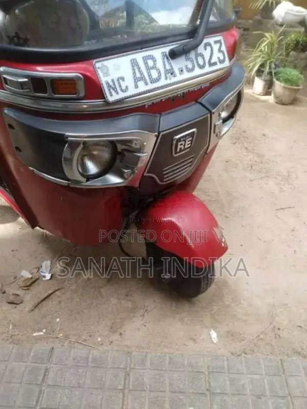 Bajaj RE 2015 Three Wheel (Used)