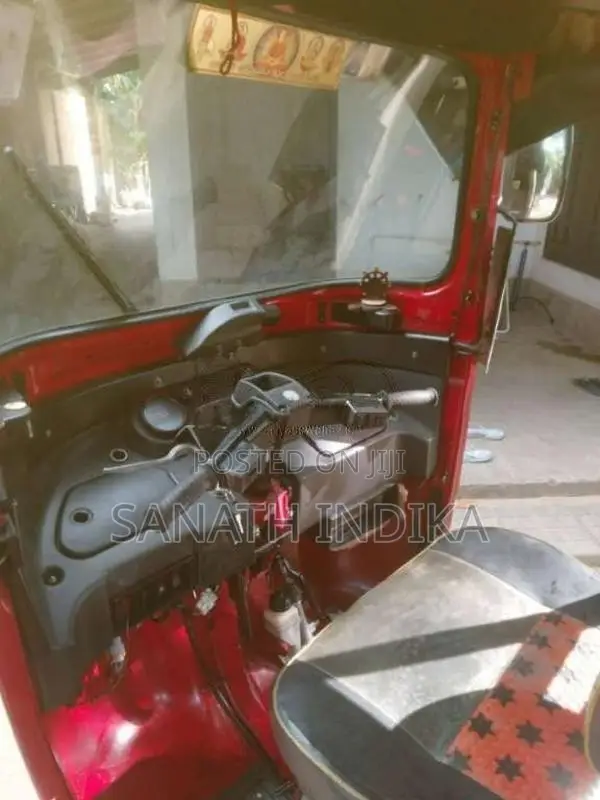 Bajaj RE 2015 Three Wheel (Used)