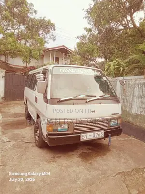 Nissan Caravan 1991 Van (Used)