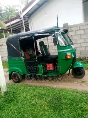 Bajaj 4 Stroke 2009 Three Wheel (Used)