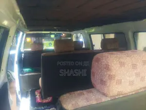 Mitsubishi L300 1985 Van (Used)