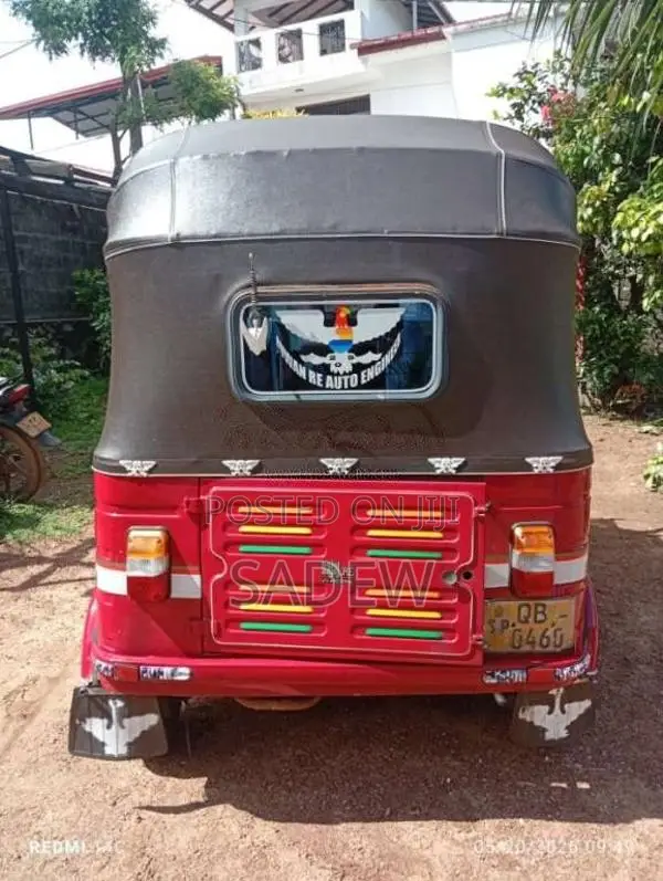 Bajaj 2 Stroke 2005 Three Wheel (Used)