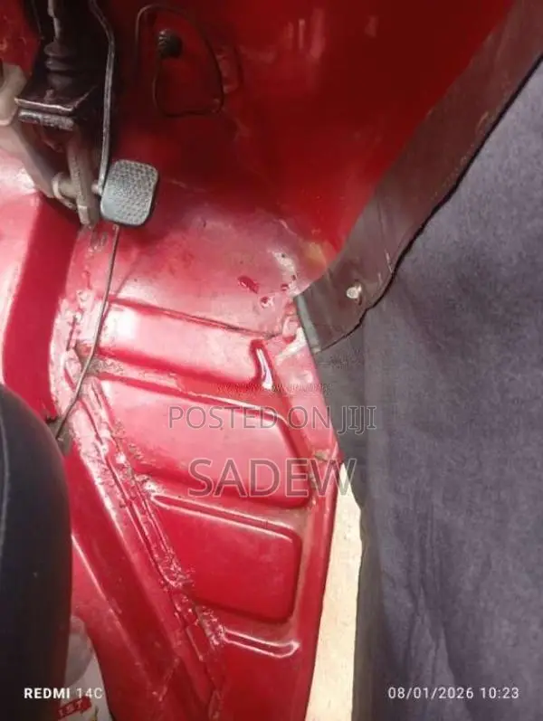 Bajaj 2 Stroke 2005 Three Wheel (Used)