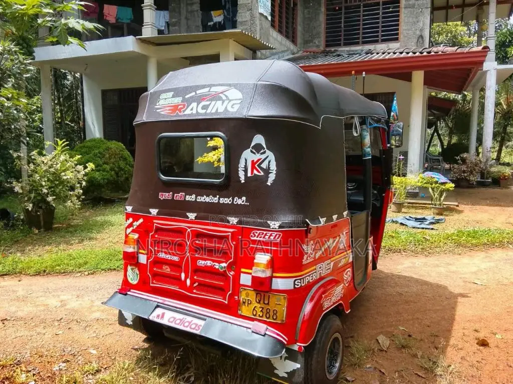 Bajaj RE 2009 Three Wheel (Used)