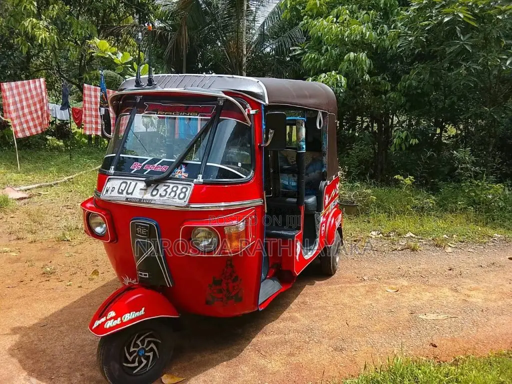 Bajaj RE 2009 Three Wheel (Used)