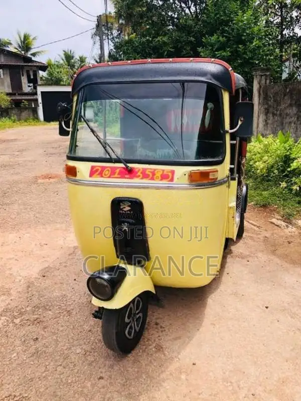 Bajaj 2 Stroke 1998 Three Wheel (Used)