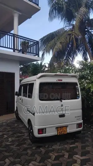 Suzuki Every DA17 2017 Van (Used)