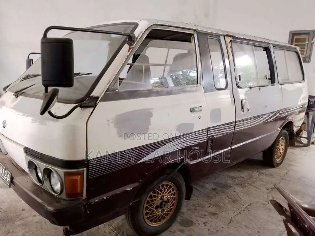 Nissan Vanette 1983 Van (Used)