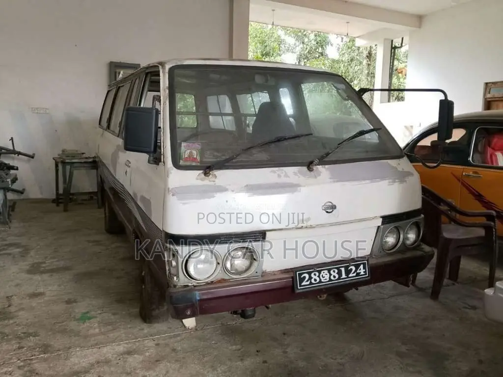 Nissan Vanette 1983 Van (Used)