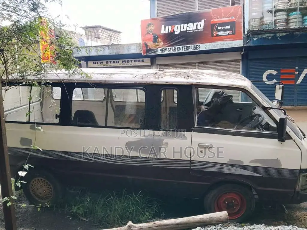 Nissan Vanette 1983 Van (Used)