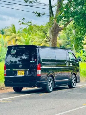 Toyota KDH DARK PRIME SUPER GL 201 2015 Van (Used)