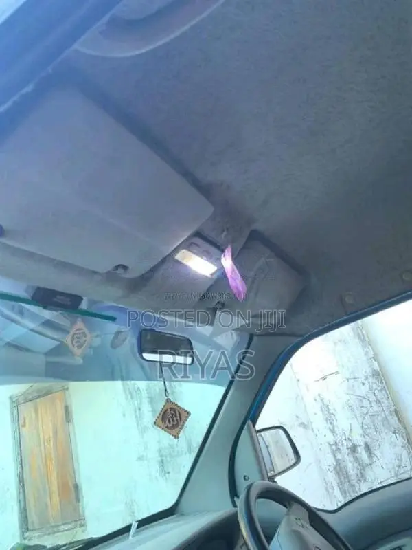 Micro MPV 2007 Van (Used)
