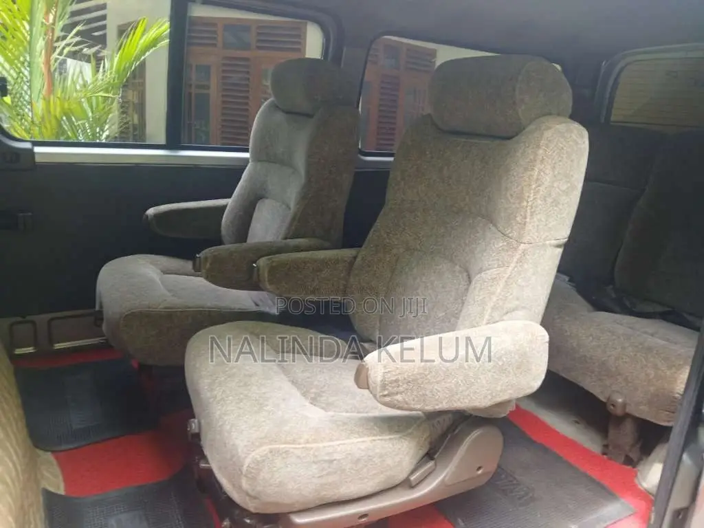 Nissan Caravan E25 2006 Van (Used)