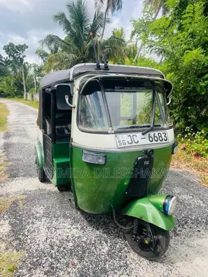 Bajaj 2 Stroke 2004 Three Wheel (Used)