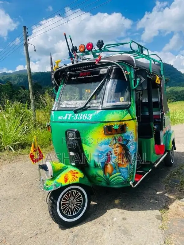 Bajaj 2 Stroke 2000 Three Wheel (Used)