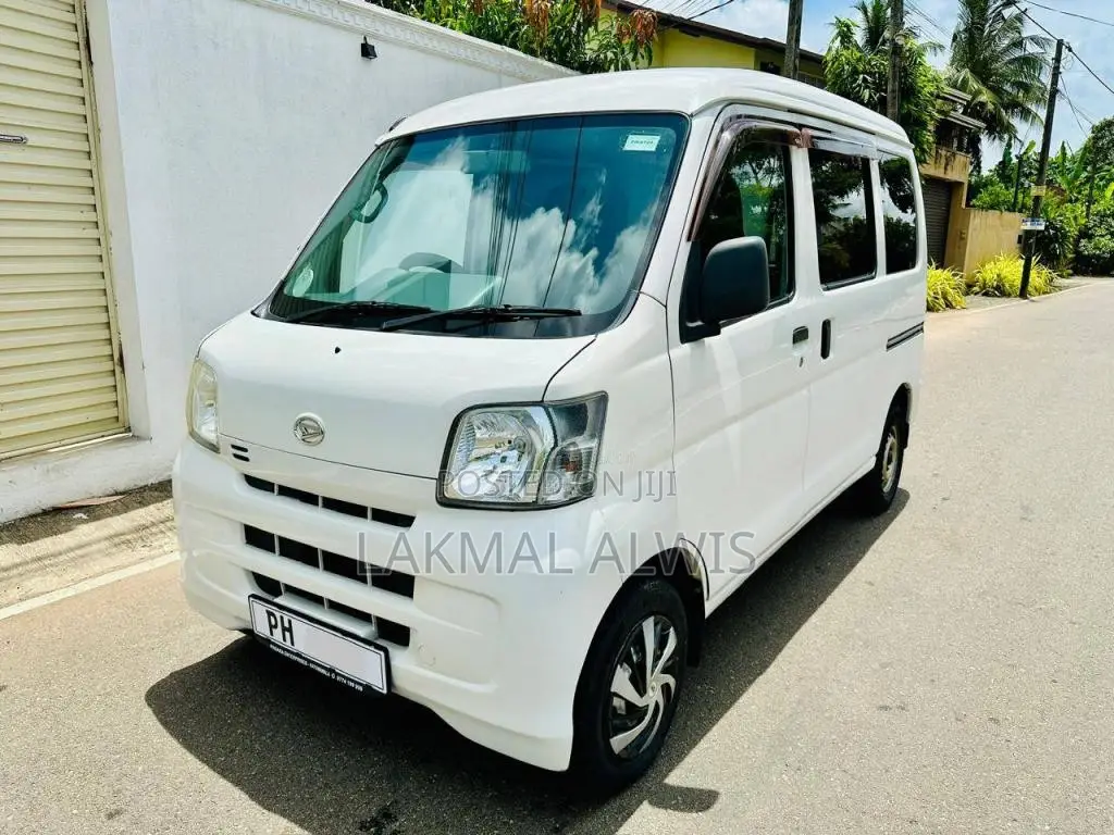 Daihatsu Hijet 2014 Van (Used)