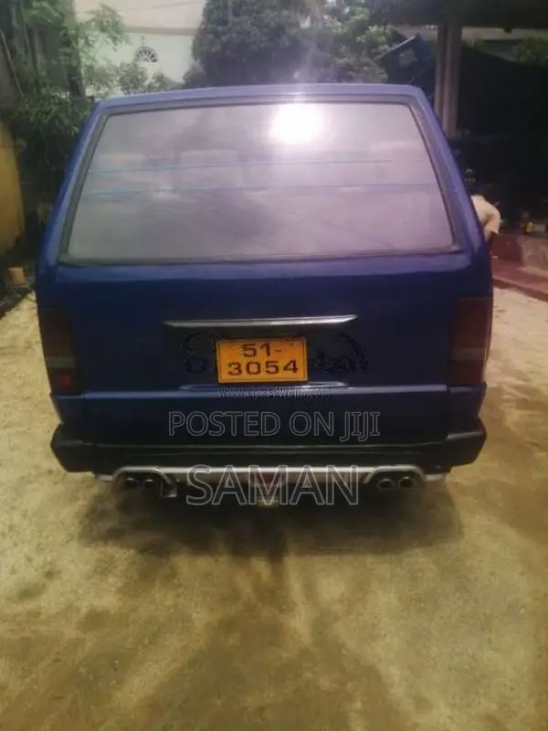 Toyota CR26 1985 Van (Used)