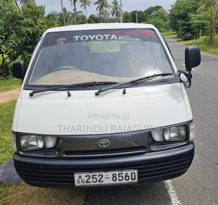 Toyota CR27 1995 Van (Used)