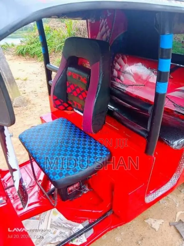 Bajaj 2 Stroke 1998 Three Wheel (Used)