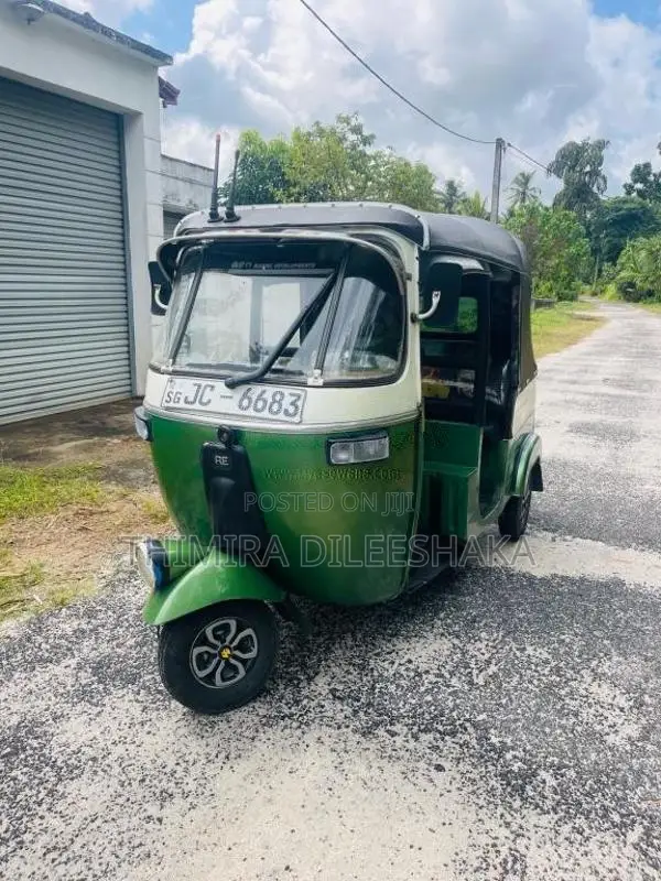 Bajaj 2 Stroke 2004 Three Wheel (Used)