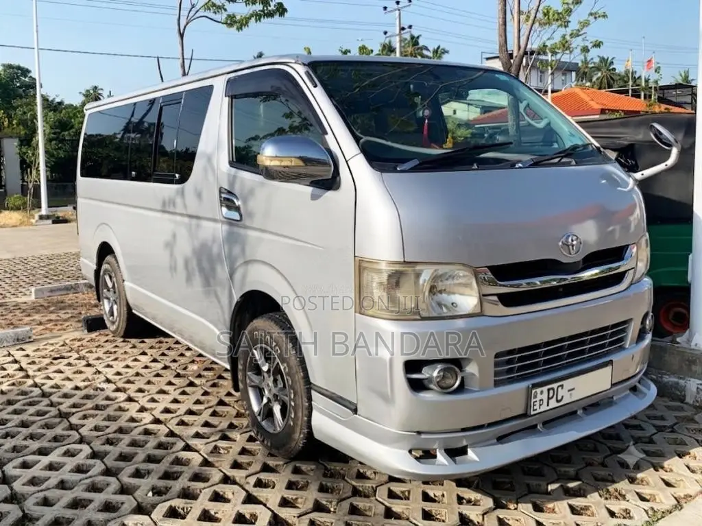 Toyota KDH 201 2008 Van (Used)