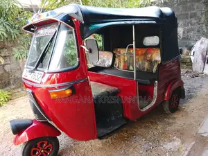 Bajaj 4 Stroke 2007 Three Wheel (Used)