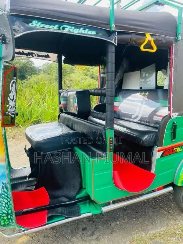 Bajaj 2 Stroke 2000 Three Wheel (Used)