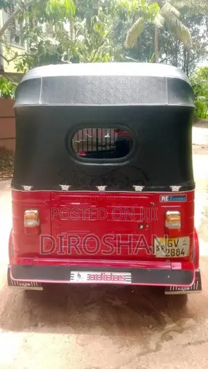 Bajaj 2 Stroke 2002 Three Wheel (Used)
