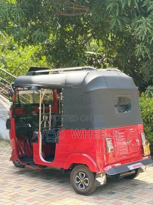 Bajaj RE 4 Stroke 2014 Three Wheel (Used)