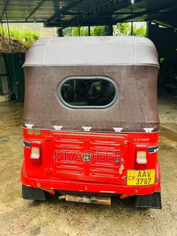Bajaj Re 2015 Three Wheel (Used)
