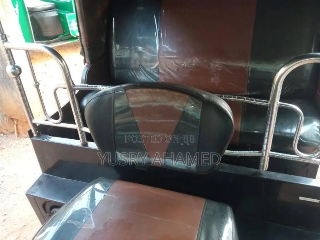 Bajaj RE 4 Stroke 2014 Three Wheel (Used)