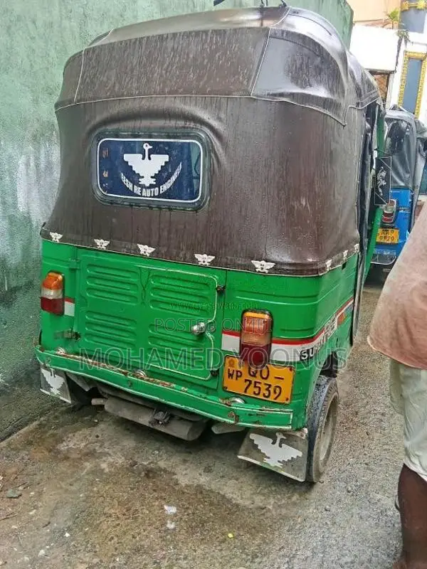 Bajaj 4 stroke 2008 Three Wheel (Used)