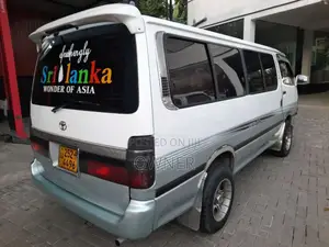 Toyota Dolphin 1994 Van (Used)