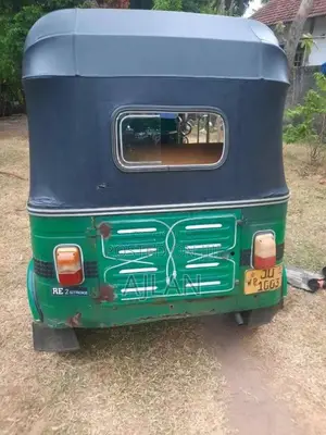 Bajaj RE 2004 Three Wheel (Used)
