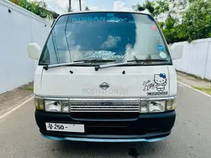Nissan Caravan 1992 Van (Used)