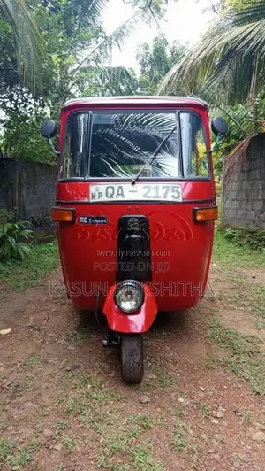 Bajaj RE 2 Stroke 2005 Three Wheel (Used)