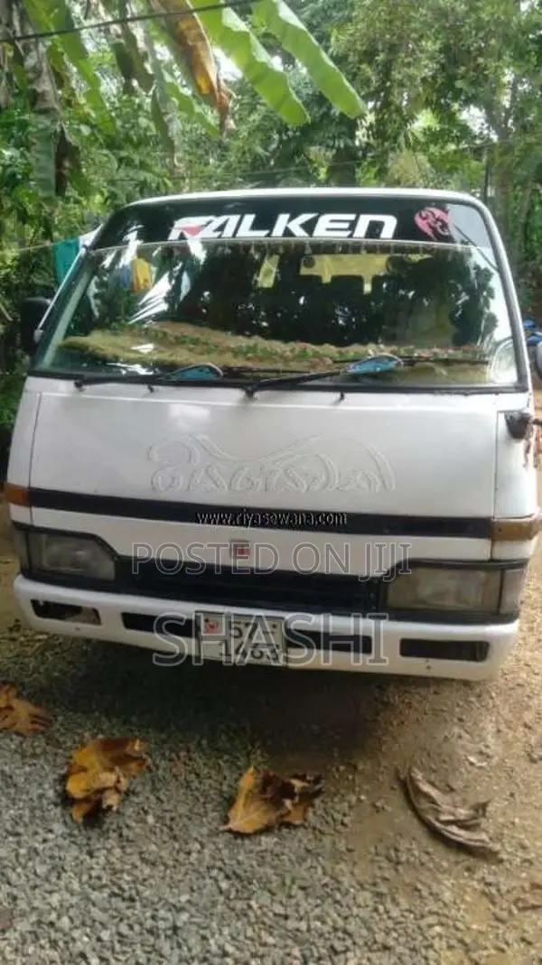 Isuzu Fargo 1996 Van (Used)