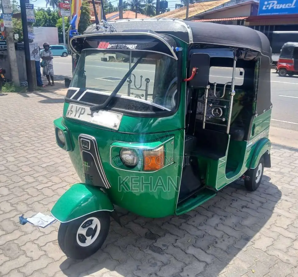 Bajaj RE 2011 Three Wheel (Used)