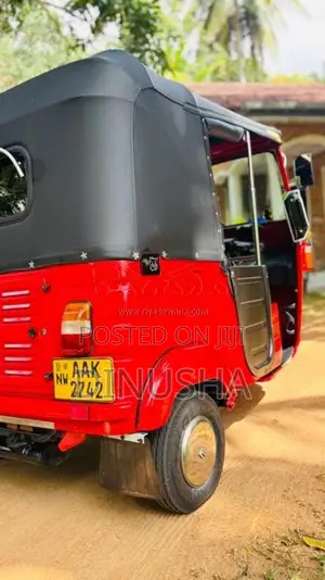 Bajaj RE 2013 Three Wheel (Used)