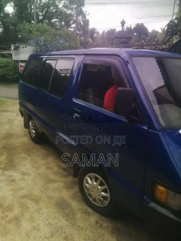 Toyota CR26 1985 Van (Used)
